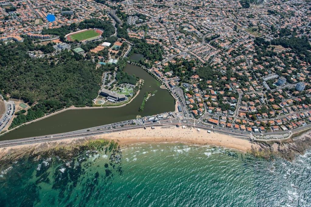 Maison 6 Pers Proche Plage De Tanchet La Pironnière Exteriör bild