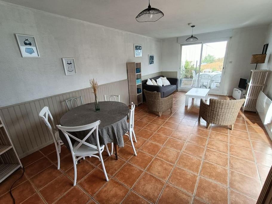 Maison 6 Pers Proche Plage De Tanchet La Pironnière Exteriör bild